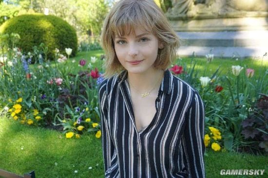 热爱二次元的荷兰混血正妹 甜美可爱的人间精灵