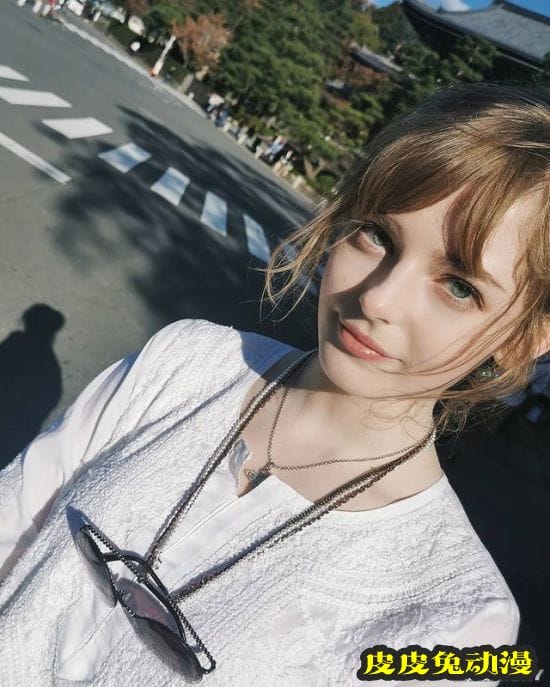 热爱二次元的荷兰混血正妹 甜美可爱的人间精灵