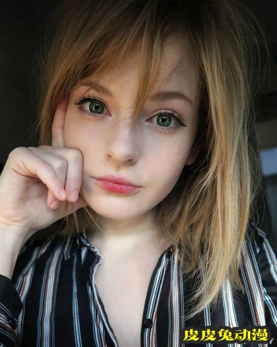 热爱二次元的荷兰混血正妹 甜美可爱的人间精灵