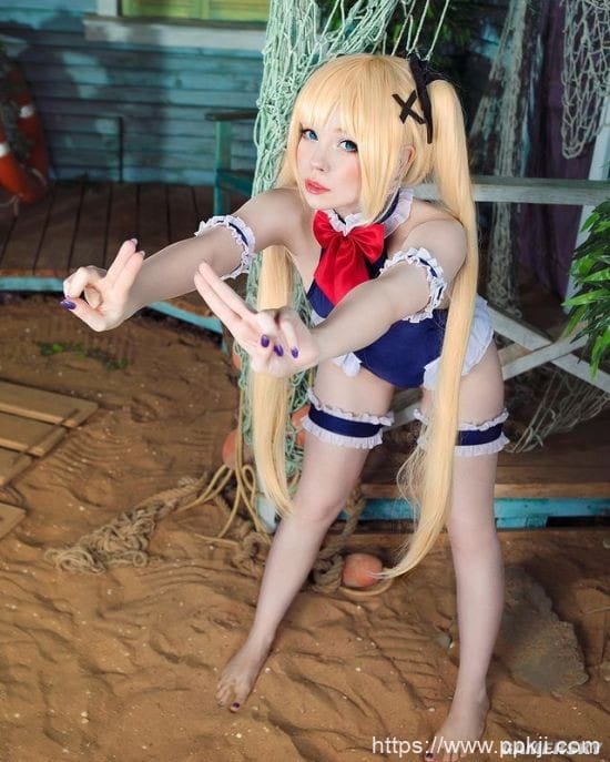 娇小可爱型嫩妹 喜欢清凉衣服的俄罗斯猫娘COSER