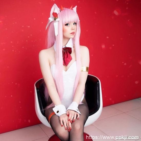娇小可爱型嫩妹 喜欢清凉衣服的俄罗斯猫娘COSER
