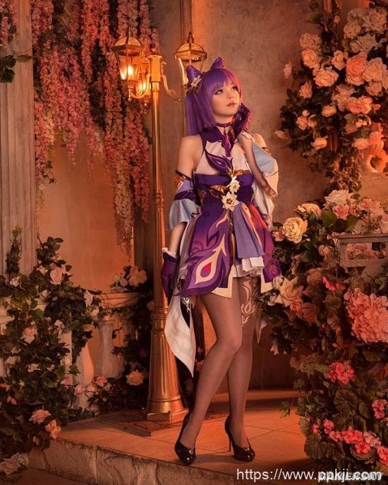 娇小可爱型嫩妹 喜欢清凉衣服的俄罗斯猫娘COSER