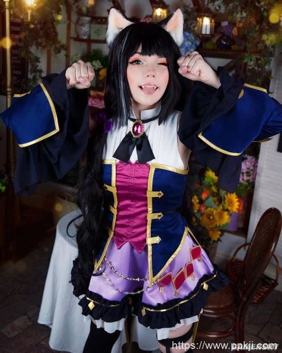 娇小可爱型嫩妹 喜欢清凉衣服的俄罗斯猫娘COSER