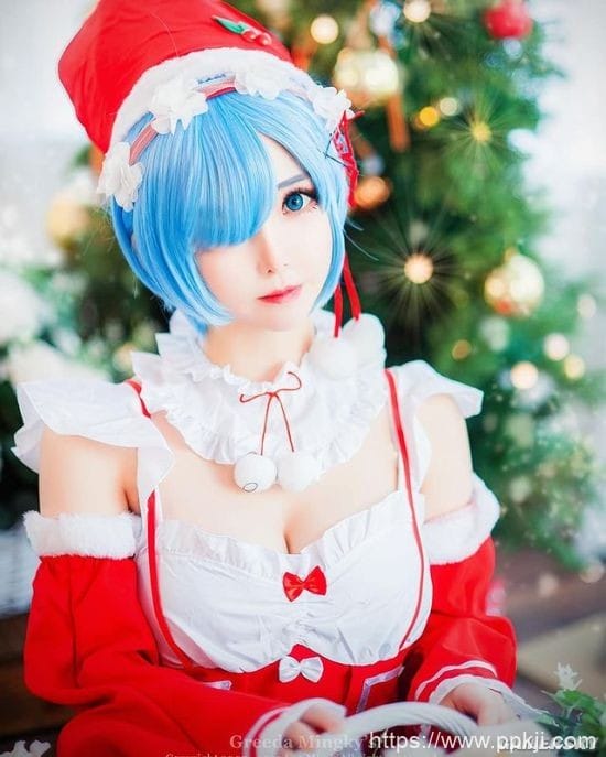 杀死童贞毛衣出击 可甜可辣的韩国正妹主播