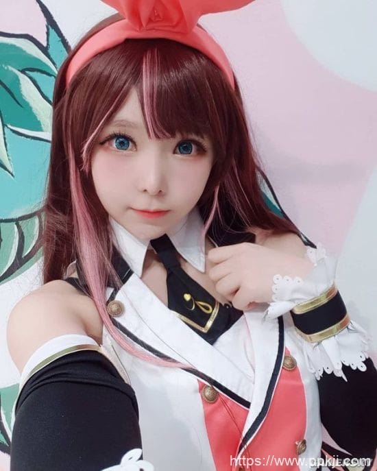 杀死童贞毛衣出击 可甜可辣的韩国正妹主播