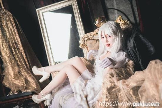 杀死童贞毛衣出击 可甜可辣的韩国正妹主播