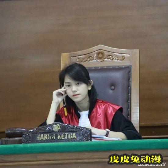 超萌童颜女法官让人想认罪 清纯颜值的邻家女友