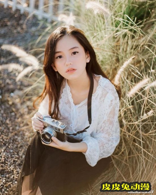 超萌童颜女法官让人想认罪 清纯颜值的邻家女友