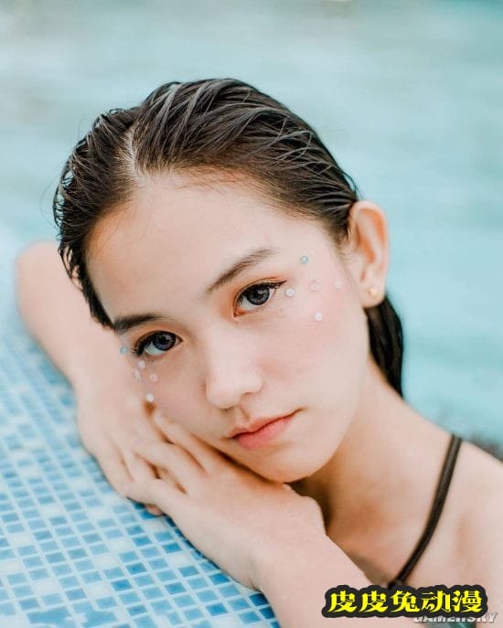 超萌童颜女法官让人想认罪 清纯颜值的邻家女友