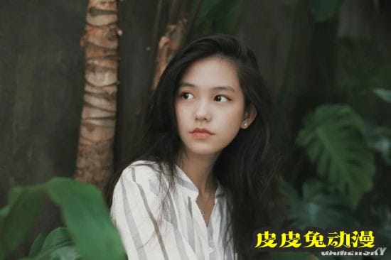 超萌童颜女法官让人想认罪 清纯颜值的邻家女友