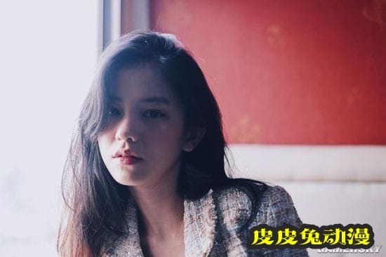 超萌童颜女法官让人想认罪 清纯颜值的邻家女友