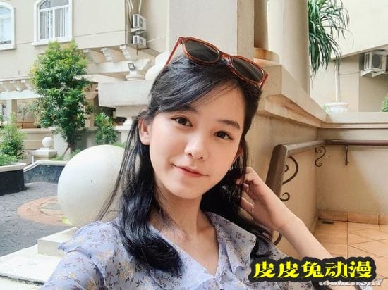 超萌童颜女法官让人想认罪 清纯颜值的邻家女友