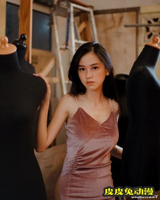 超萌童颜女法官让人想认罪 清纯颜值的邻家女友