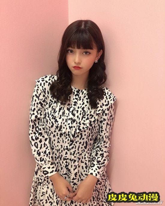 日本最美女高中生拍写真 18岁火辣身材超越同龄人