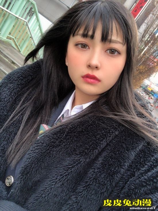 日本最美女高中生拍写真 18岁火辣身材超越同龄人