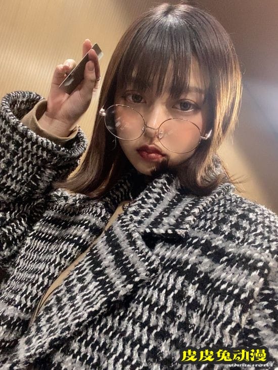 日本最美女高中生拍写真 18岁火辣身材超越同龄人