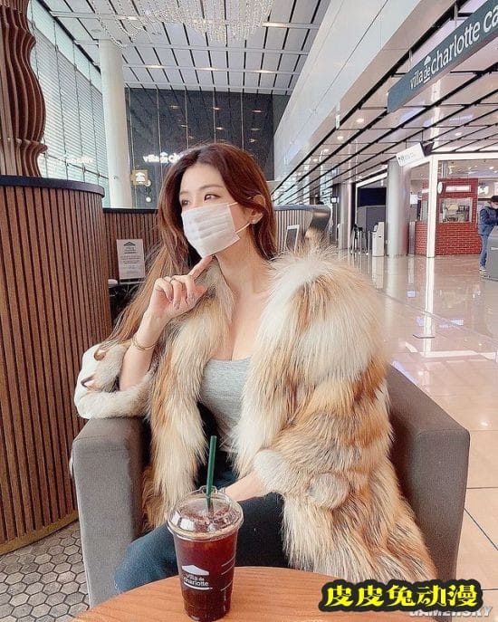 吃的肉都长在上面了 韩国美艳模特身材超火辣