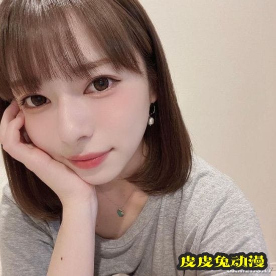 甜而不腻的清新美体 日本写真界混血正妹