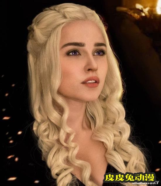 俄妹COS《巫师》内衣版希里 身缠布条的女术士