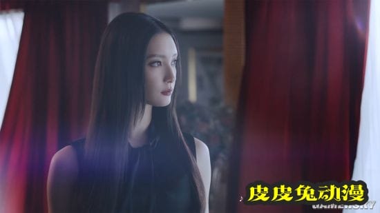 九头身大长腿女星菜菜绪 展现一字马技能获网友大赞