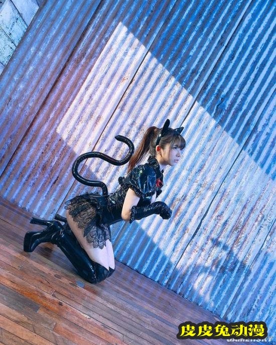 日本COSER Enako动物系写真 可爱兔耳娘与野兽同台