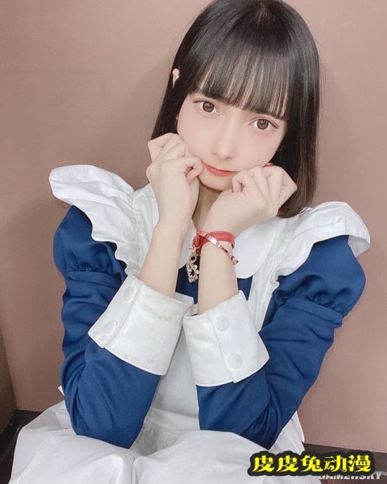 18岁日本少女偶像初露肉 死库水写真超犯规