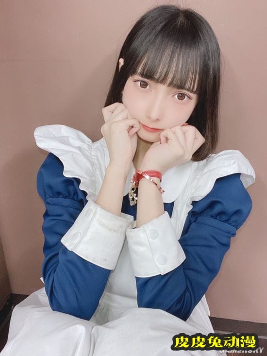 18岁日本少女偶像初露肉 死库水写真超犯规