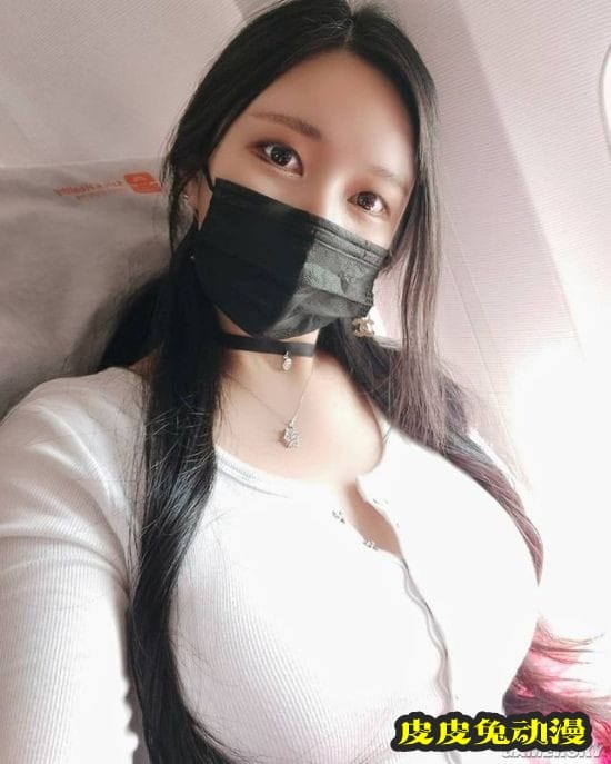 韩国赛车女郎COS祢豆子 变成熟的成年版妹妹