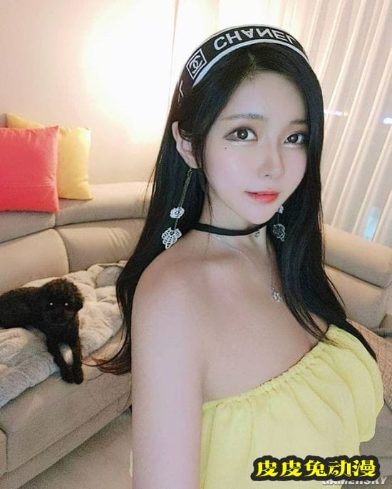 韩国赛车女郎COS祢豆子 变成熟的成年版妹妹