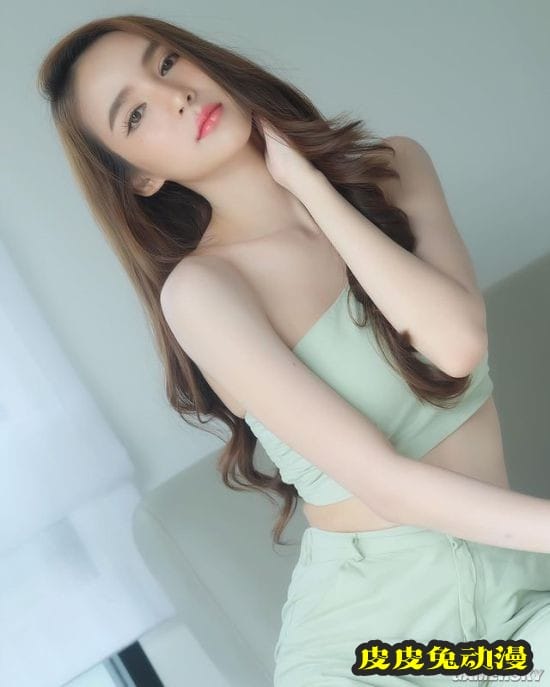 曾经泰国征兵现场的最美变性人 已经蜕变成性感模特