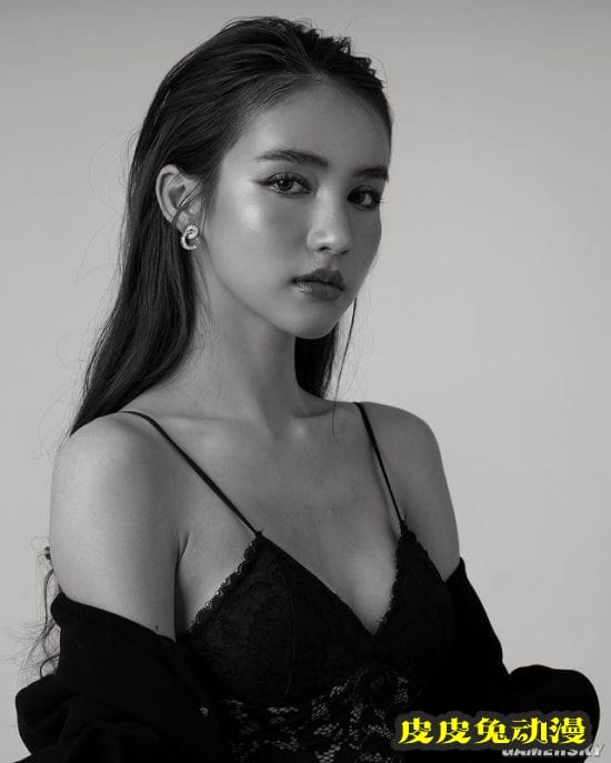 曾经泰国征兵现场的最美变性人 已经蜕变成性感模特