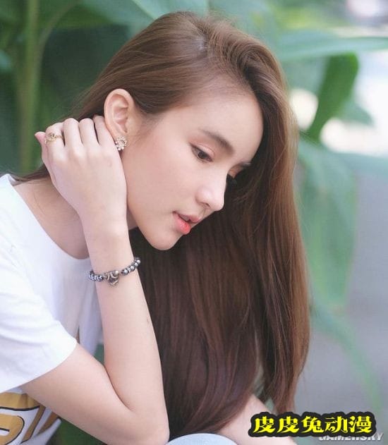 曾经泰国征兵现场的最美变性人 已经蜕变成性感模特