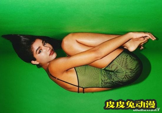 身材绝美的S型曲线 曼妙吸睛的西班牙混血模特