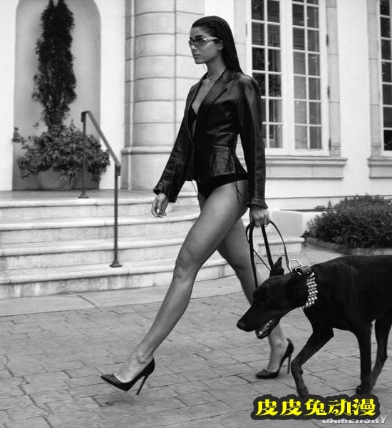 身材绝美的S型曲线 曼妙吸睛的西班牙混血模特