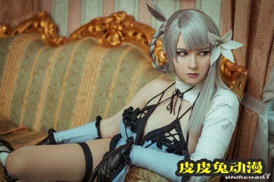 《尼尔:伪装者》凯妮COS 雌雄同体衣服简陋的小姐姐