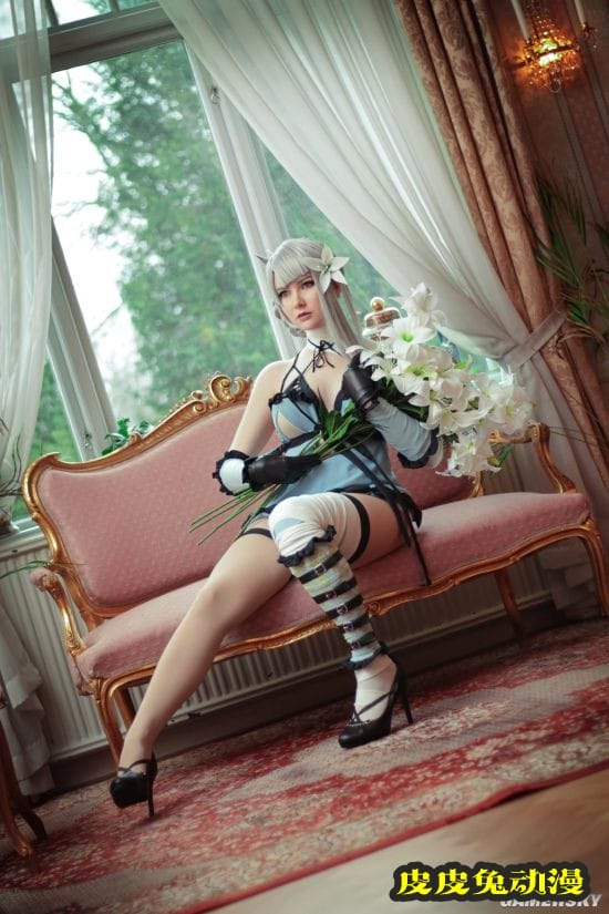 《尼尔:伪装者》凯妮COS 雌雄同体衣服简陋的小姐姐