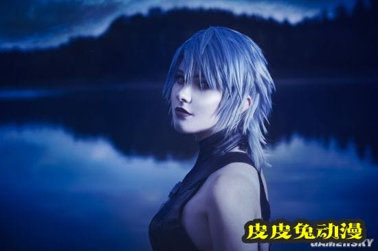 《尼尔：伪装者》凯妮COS 雌雄同体衣服简陋的小姐姐