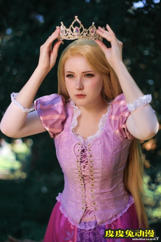 《尼尔：伪装者》凯妮COS 雌雄同体衣服简陋的小姐姐