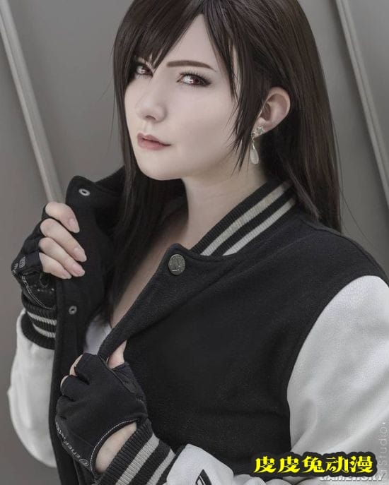 《尼尔：伪装者》凯妮COS 雌雄同体衣服简陋的小姐姐