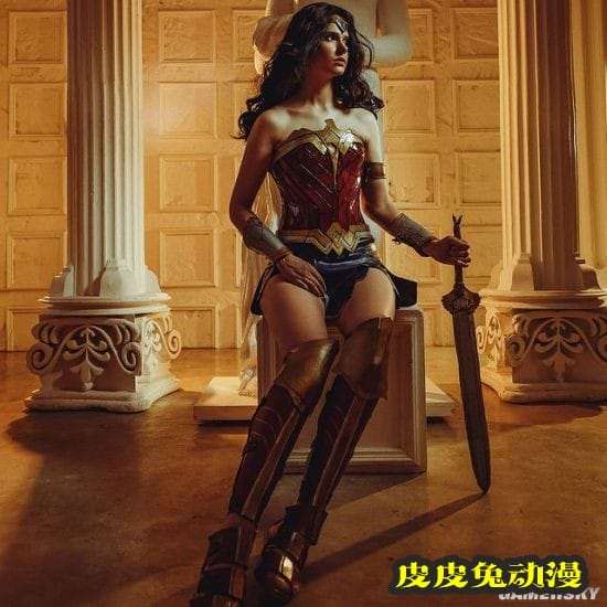 俄妹COS《巫师》系列女主 美腿御姐CG级神还原