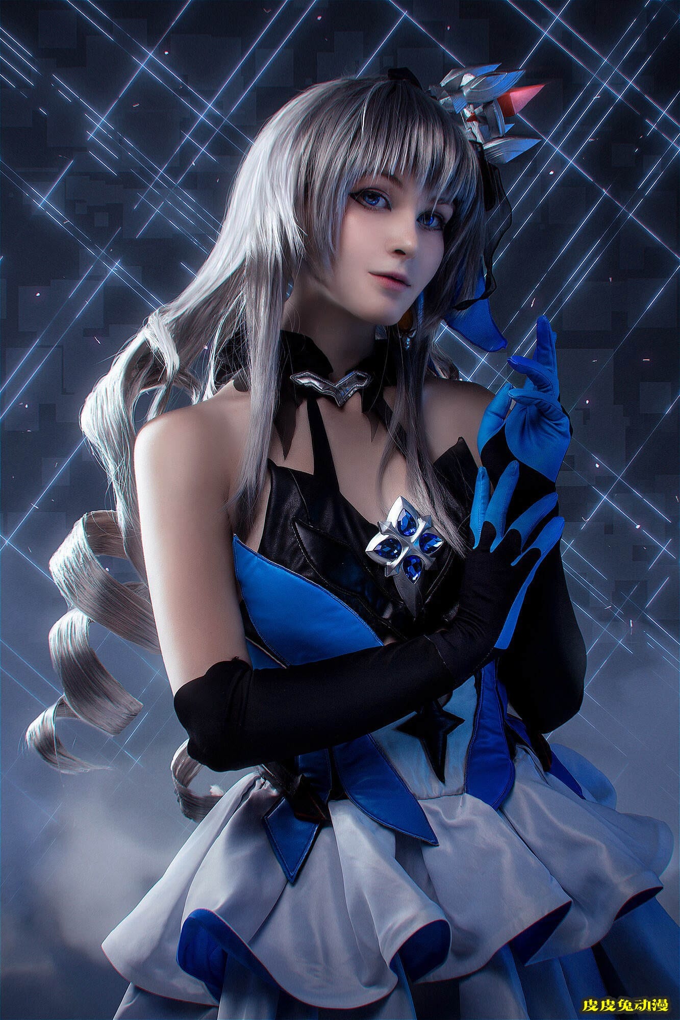 超短裙凯妮与2B小姐姐 一周大师级CosPlay赏