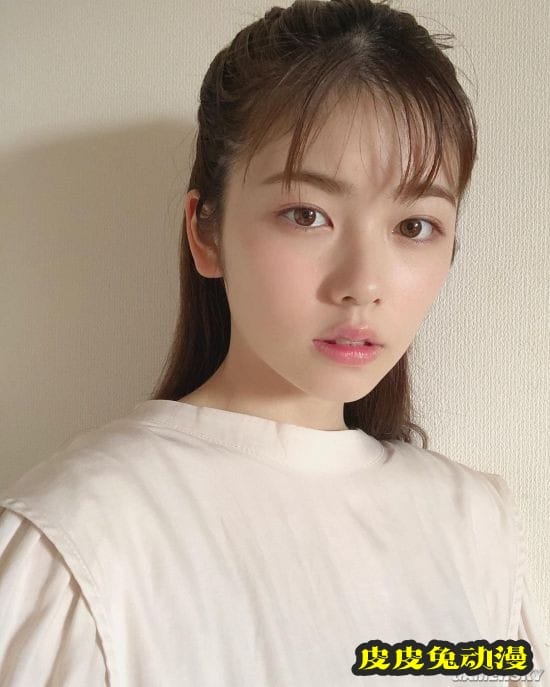 桥本环奈排第二 日媒票选20代最有人气的女星TOP20