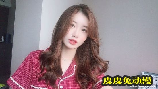 韩国女数学老师走红 网友：老师我想学数学