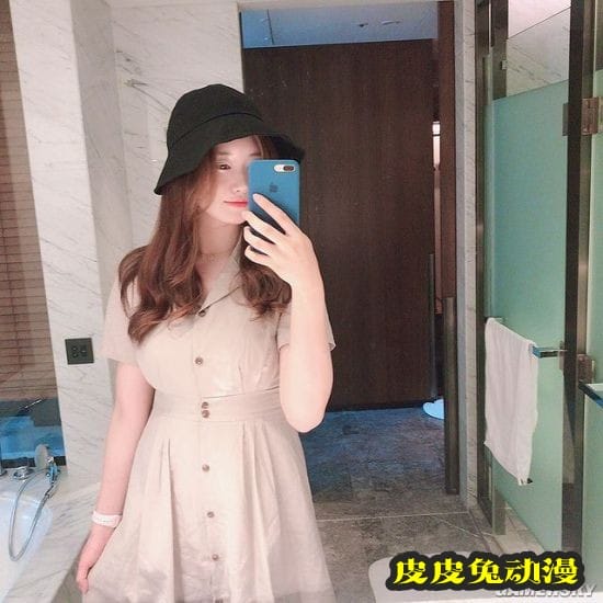 韩国女数学老师走红 网友：老师我想学数学