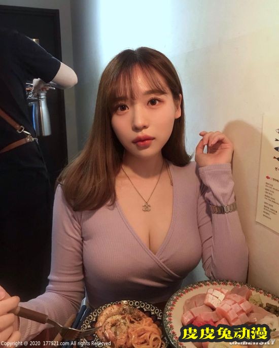 视线总是不由自主 韩国DJ靓妹Mochi