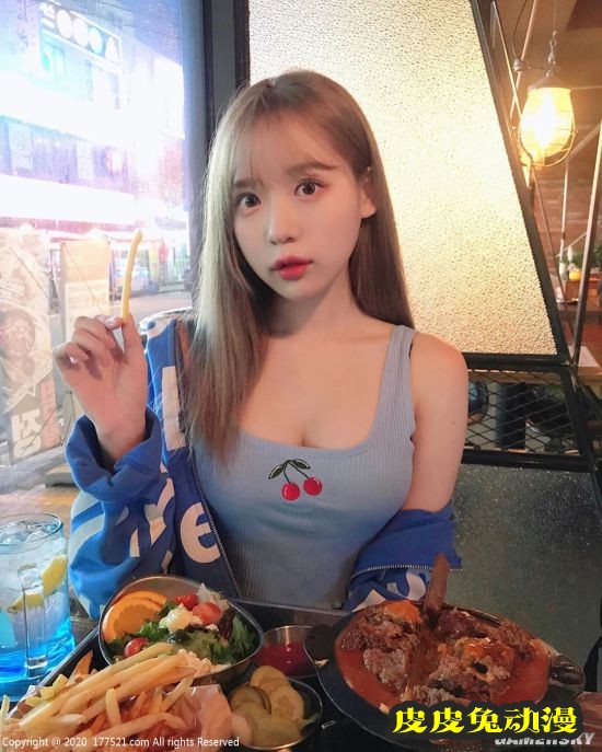 视线总是不由自主 韩国DJ靓妹Mochi