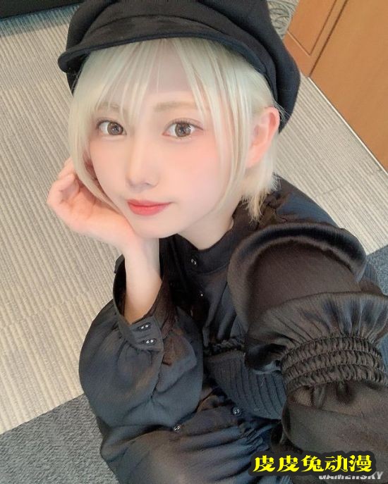 伊织萌和Enako梦幻联动拍写真 高颜值美体的大姐姐