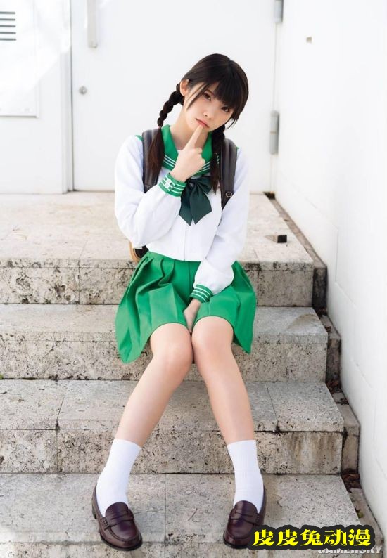 伊织萌和Enako梦幻联动拍写真 高颜值美体的大姐姐