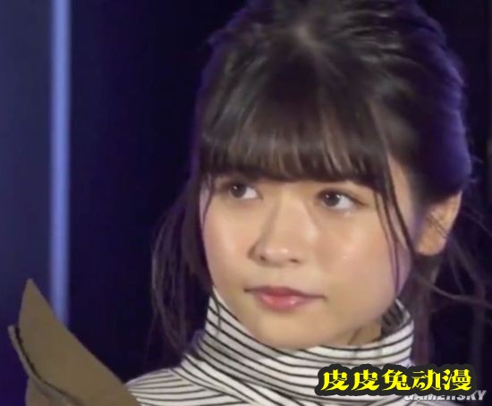 美少女网红“照骗”被扒？素颜照曝光粉丝哀嚎