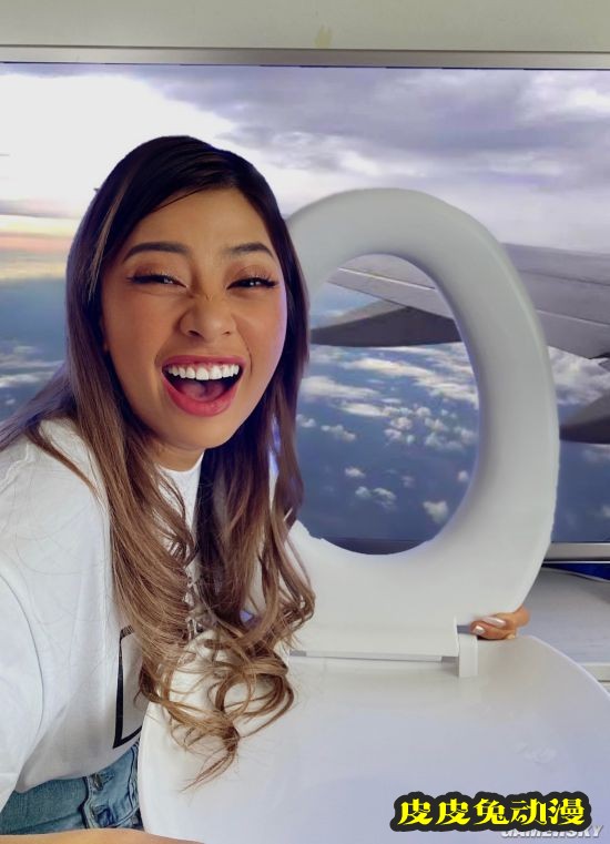 网红美女居家的“理想与现实” 原来美照都是摆拍